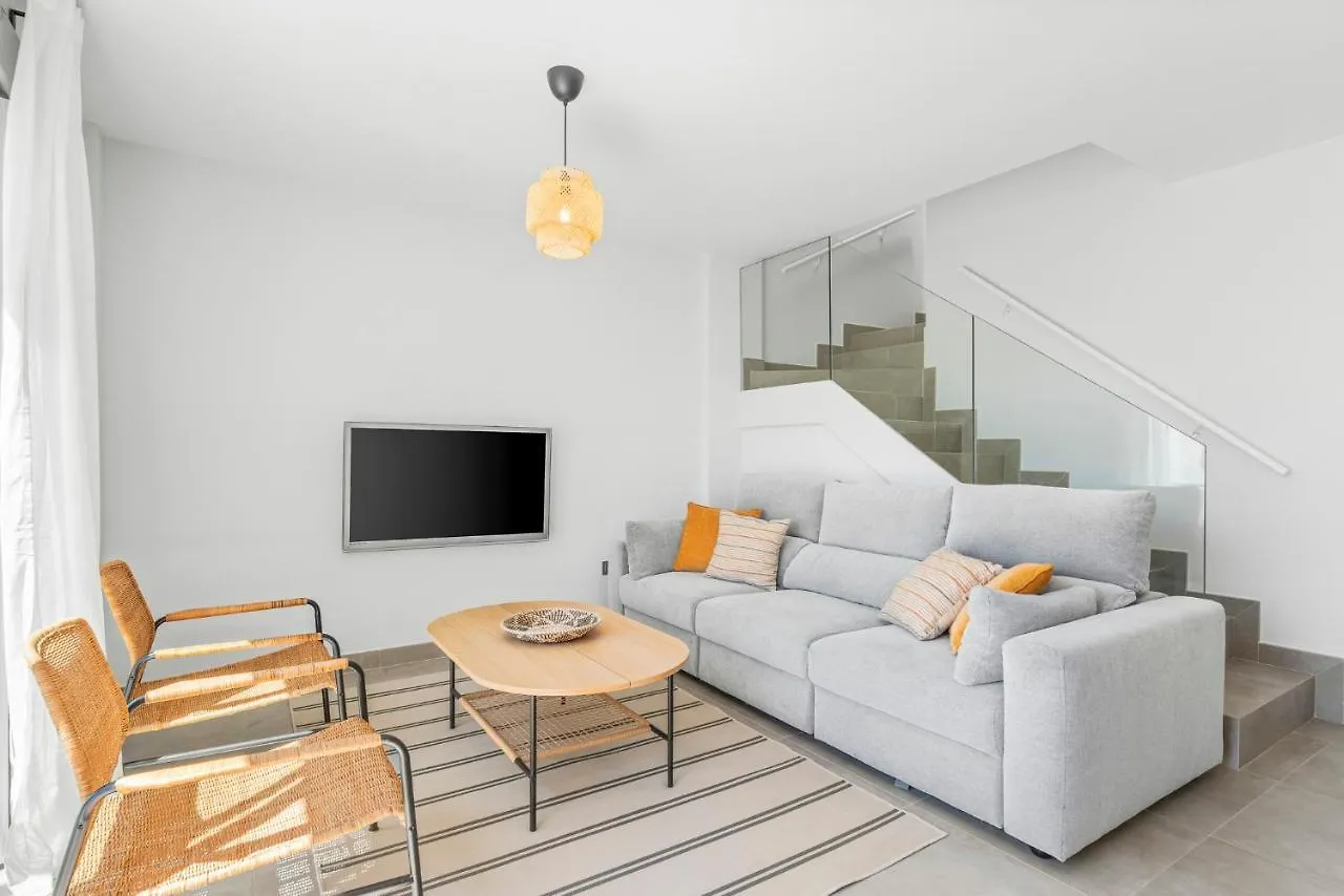 Medano4You Beachwalk Holiday Home Эль-Медано Испания